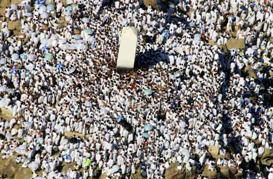 组图：300万穆斯林在伊斯兰教圣城麦加朝觐