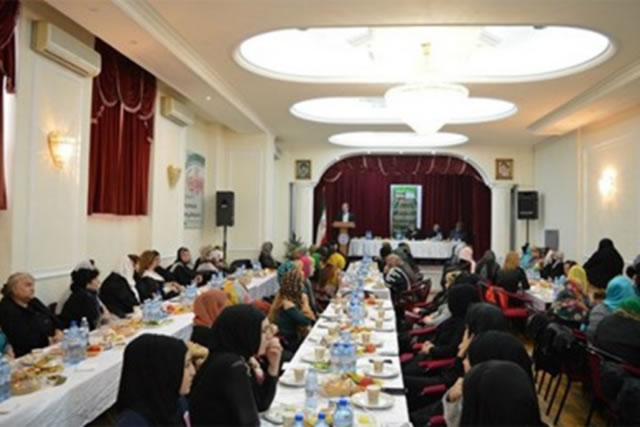 巴庫舉行伊斯蘭婦女地位研討會