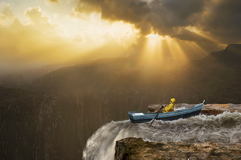 信士如何應對危機？